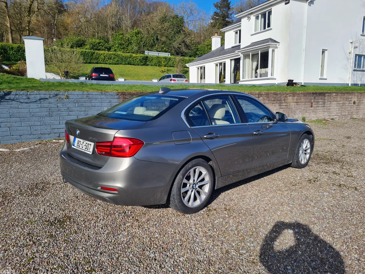 BMW 3-Series Saloon, Diesel, 2018, Grey