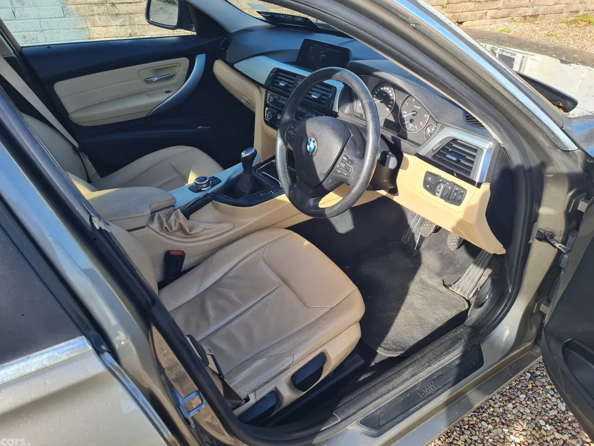 BMW 3-Series Saloon, Diesel, 2018, Grey