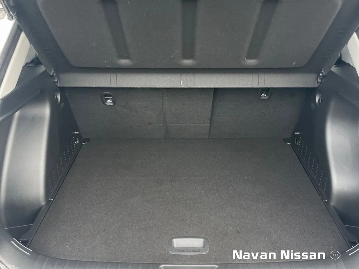 Hyundai KONA MPV, Electric, 2025, White