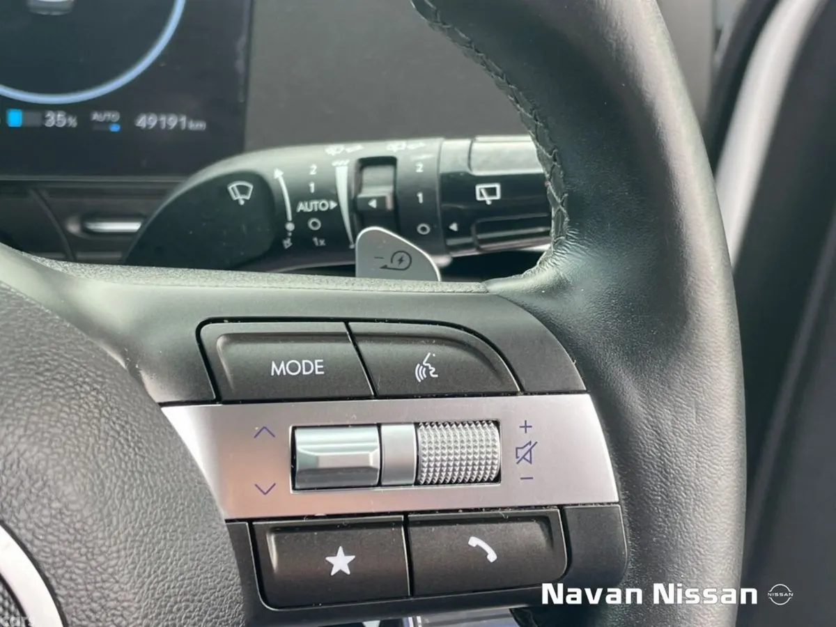 Hyundai KONA MPV, Electric, 2025, White