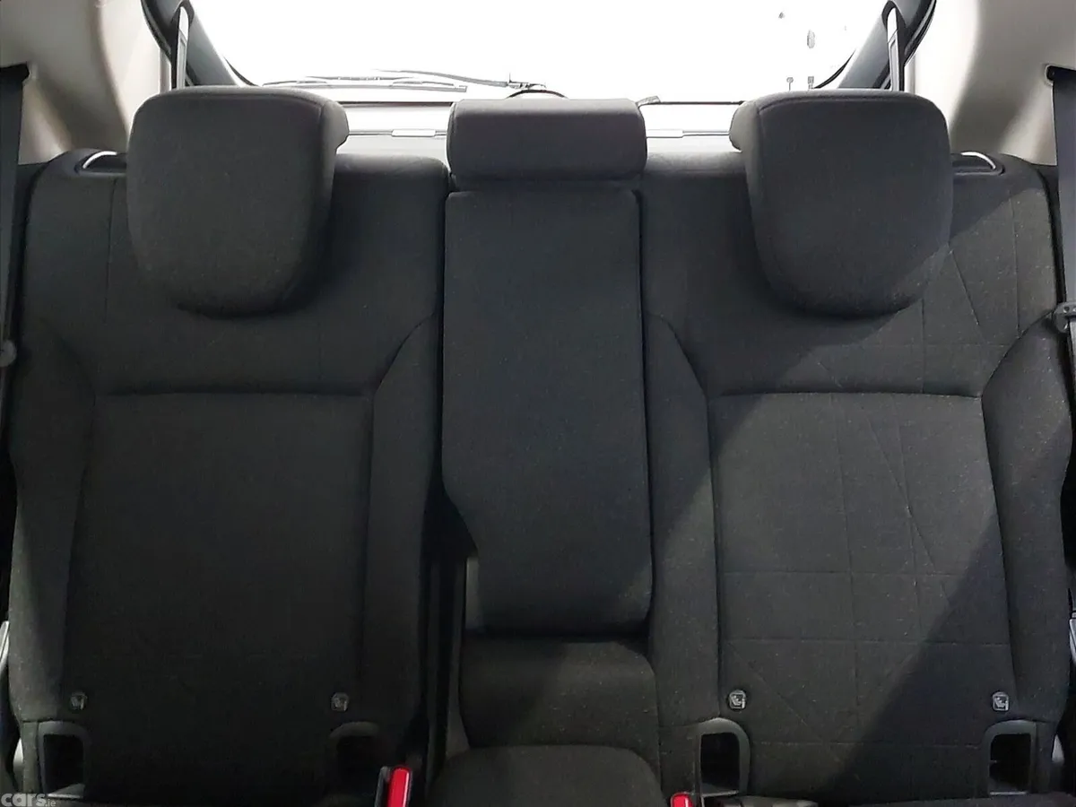 Honda HR-V Hatchback, Petrol Hybrid, 2022, White
