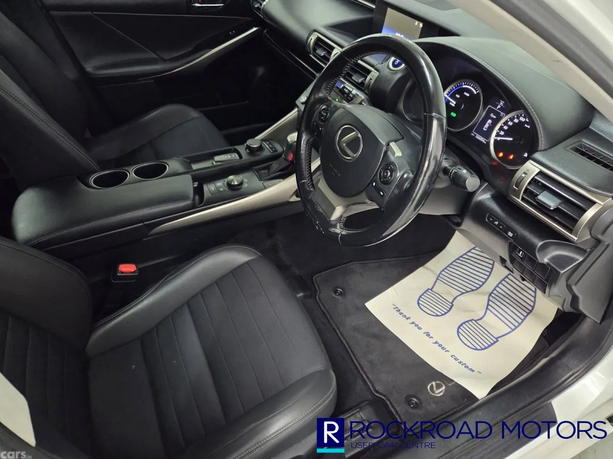 Lexus IS Saloon, Petrol Hybrid, 2016, White
