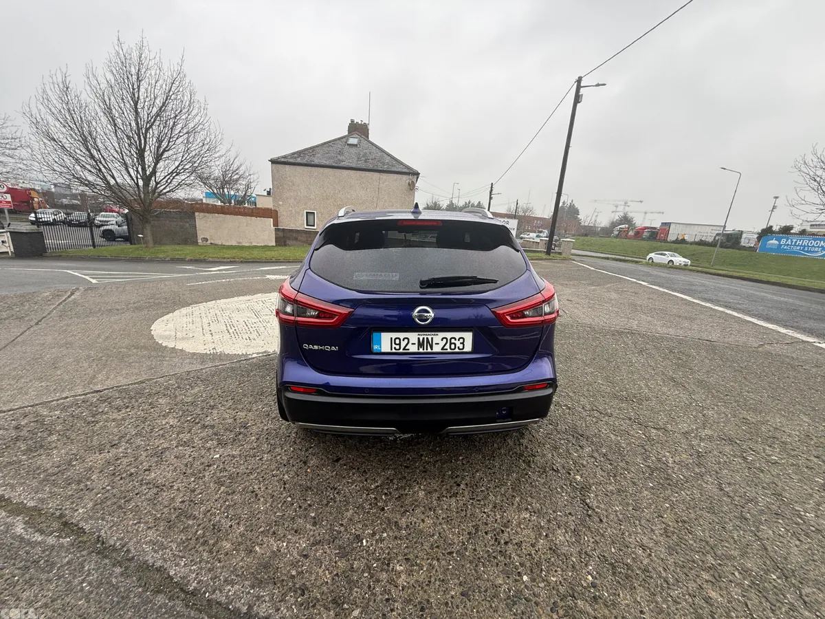 Nissan Qashqai MPV, Diesel, 2019, Blue