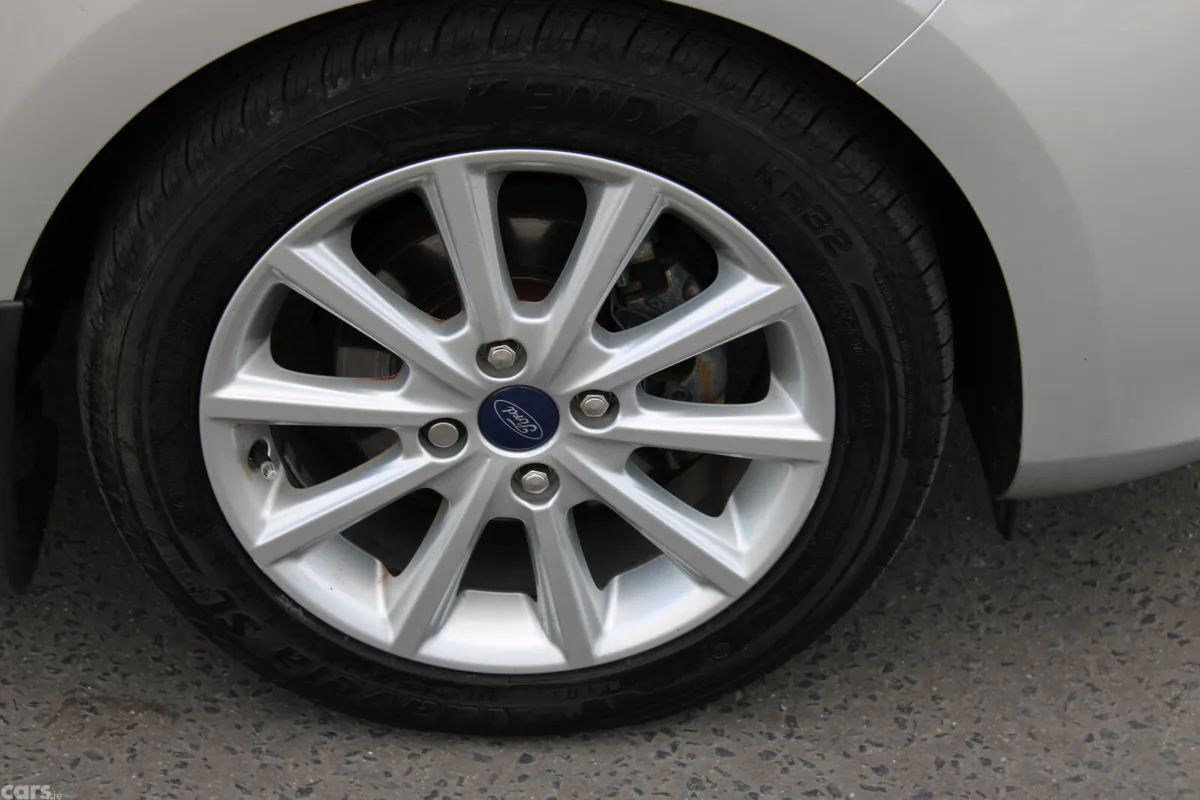 Ford Fiesta Hatchback, Petrol, 2021, Grey