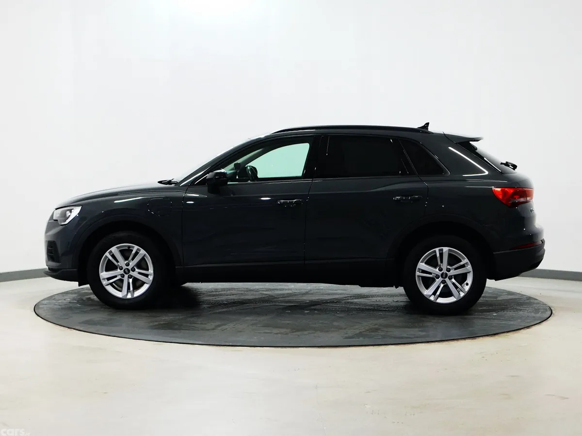 Audi Q3 SUV, Petrol Hybrid, 2022, Grey