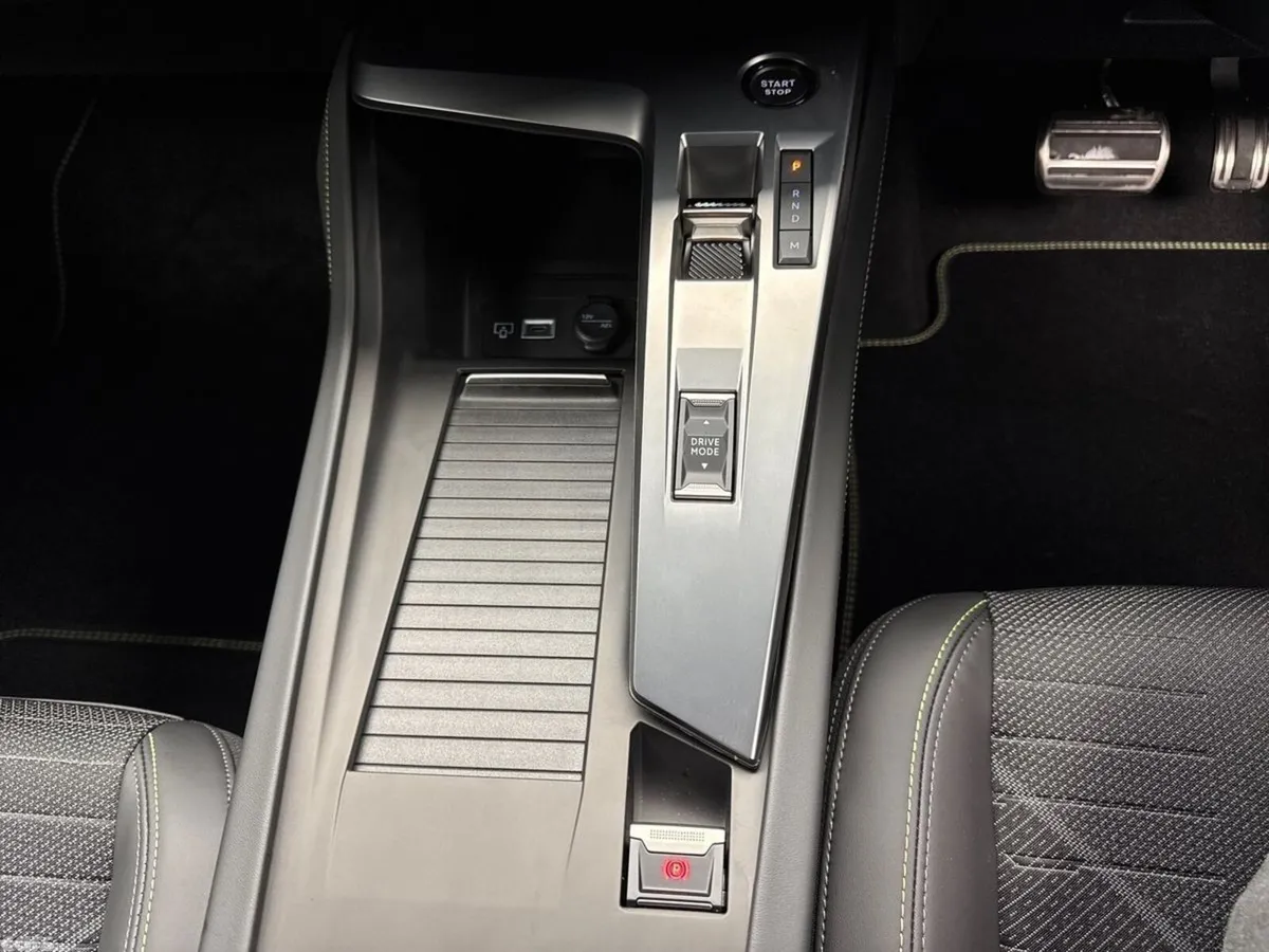 Peugeot 308 Hatchback, Petrol Hybrid, 2026, 
