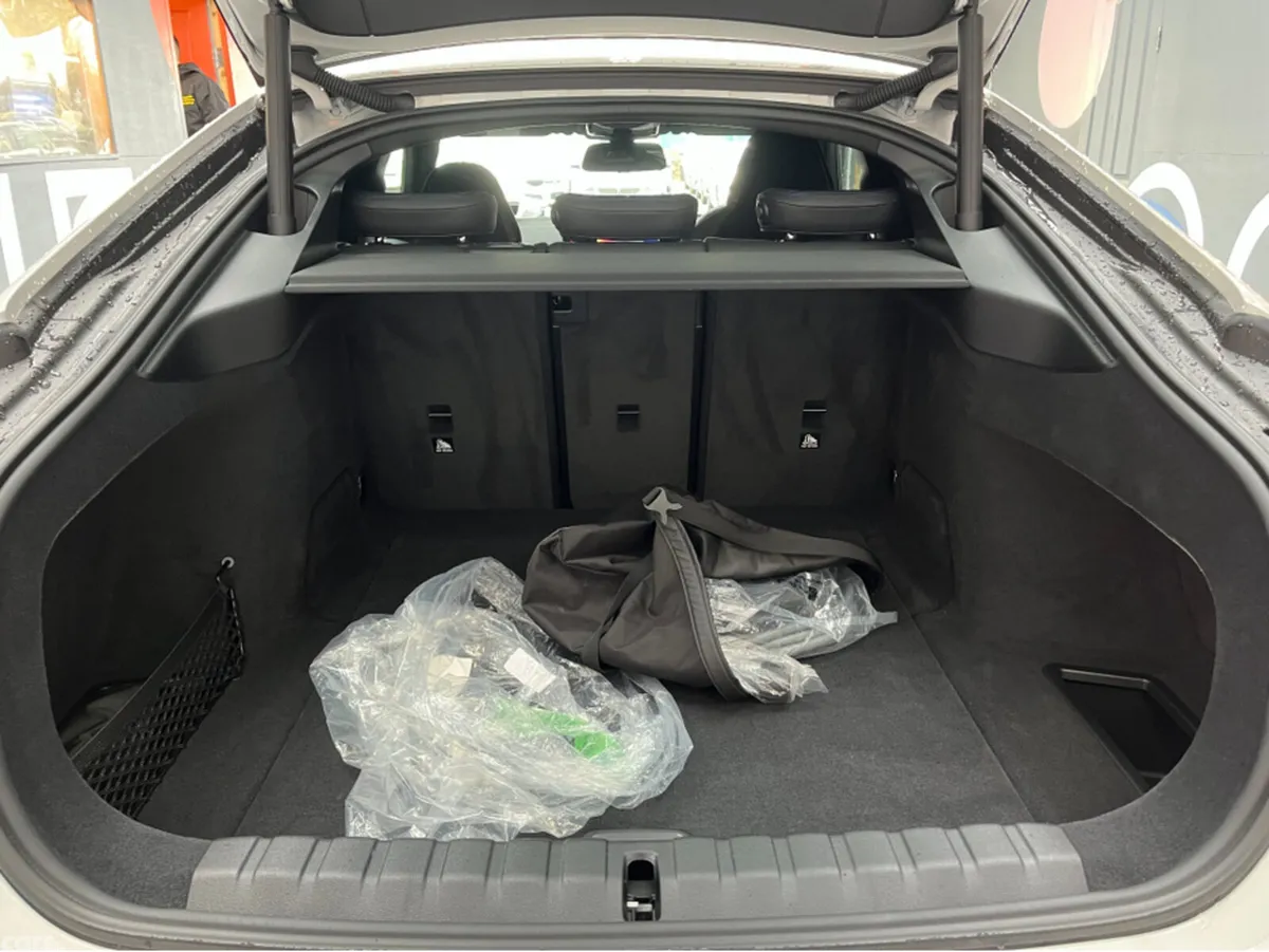 BMW i4 Saloon, Electric, 2025, White