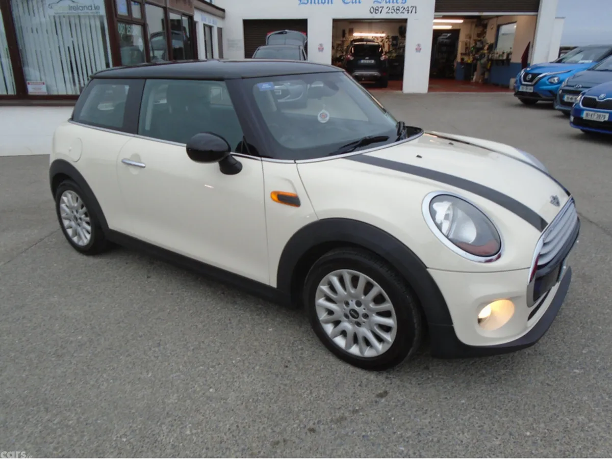 Mini Cooper Hatchback, Diesel, 2014, White