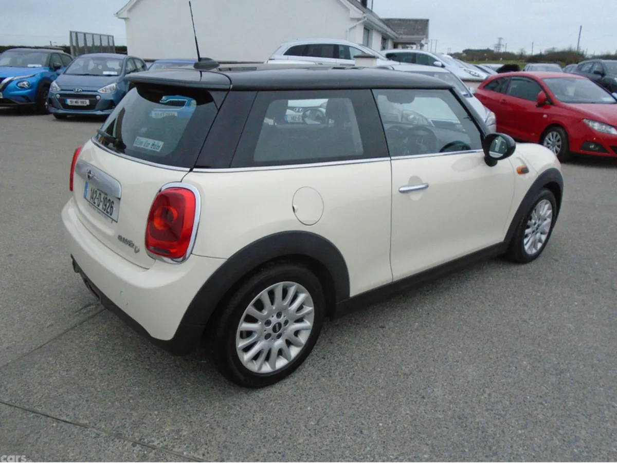 Mini Cooper Hatchback, Diesel, 2014, White