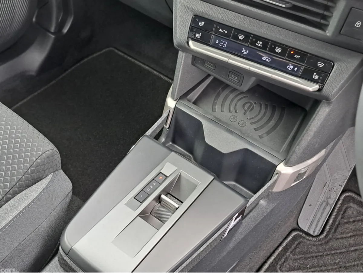 Opel Frontera SUV, Petrol Hybrid, 2026, Green