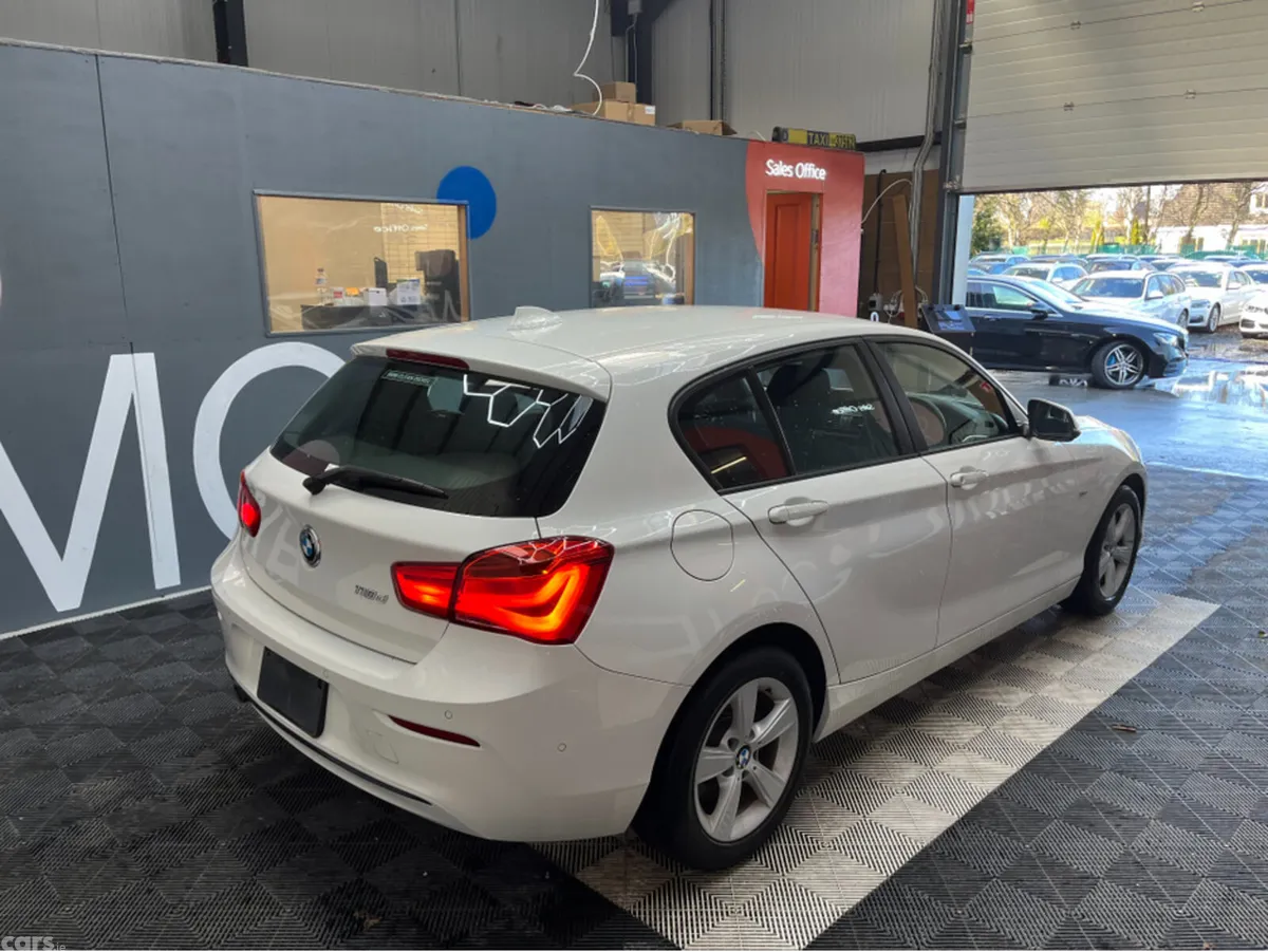 BMW 1-Series Hatchback, Diesel, 2017, White