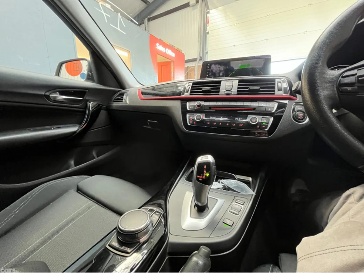 BMW 1-Series Hatchback, Diesel, 2017, White