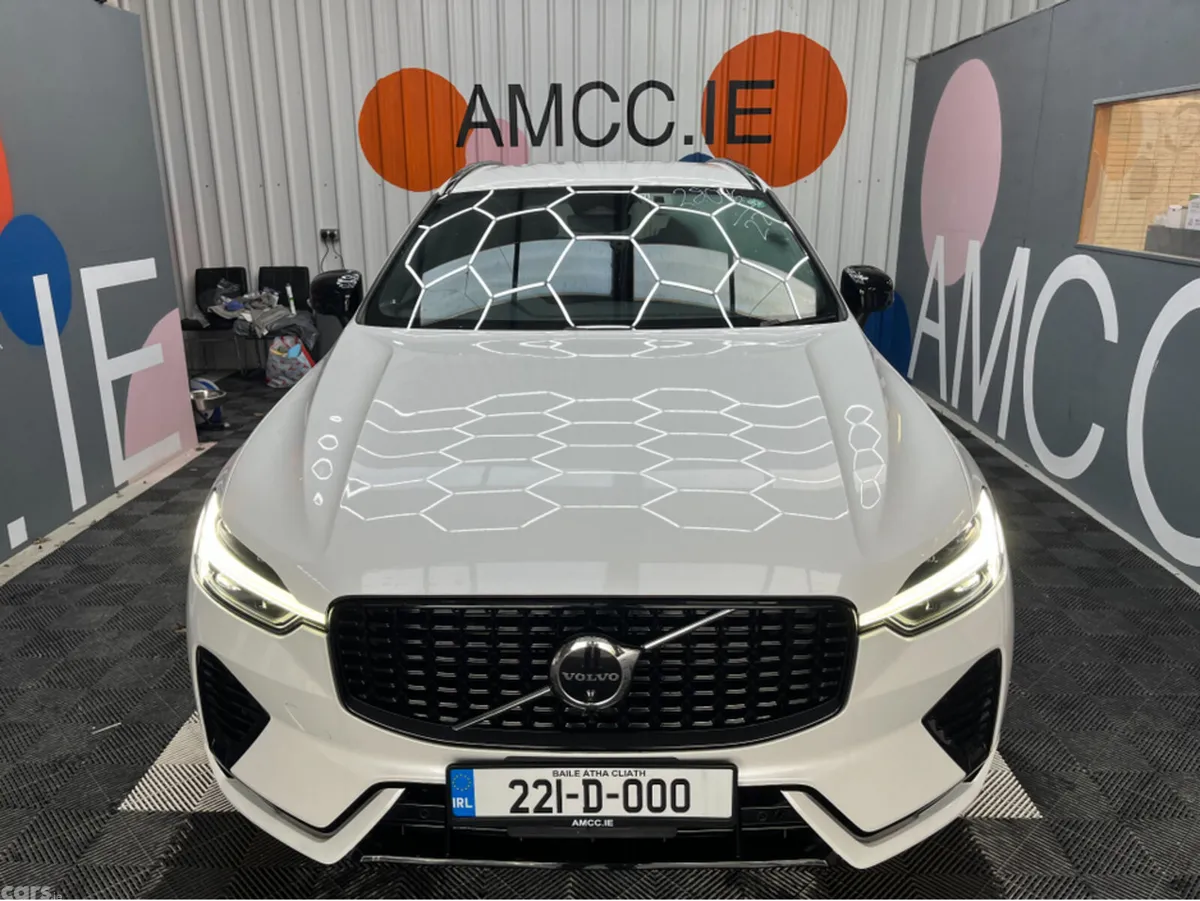 Volvo XC60 SUV, Petrol Plug-in Hybrid, 2022, White