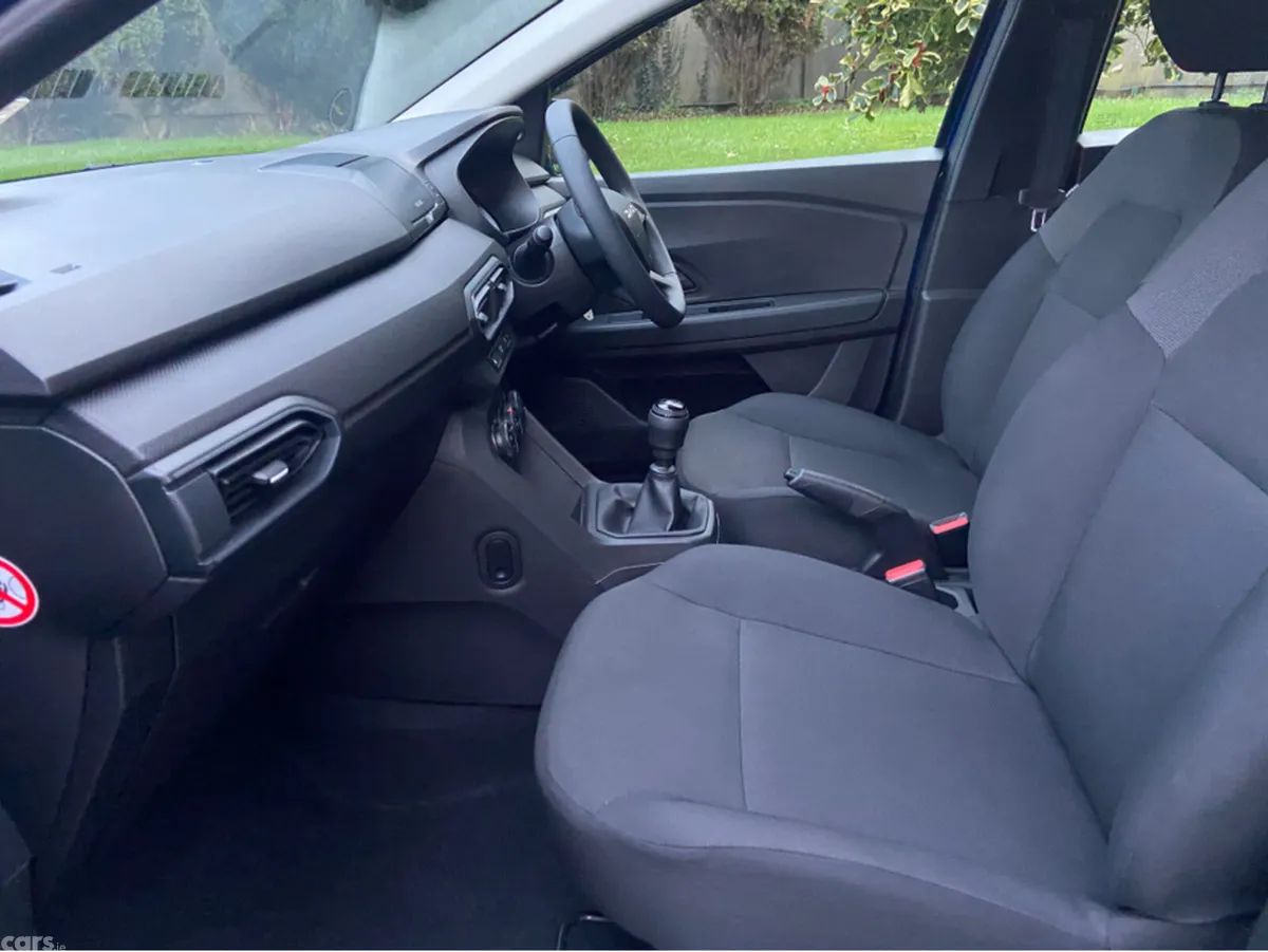 Dacia Sandero Hatchback, Petrol, 2024, Blue