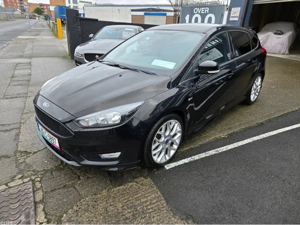 Ford Focus Hatchback, Petrol, 2018, Black