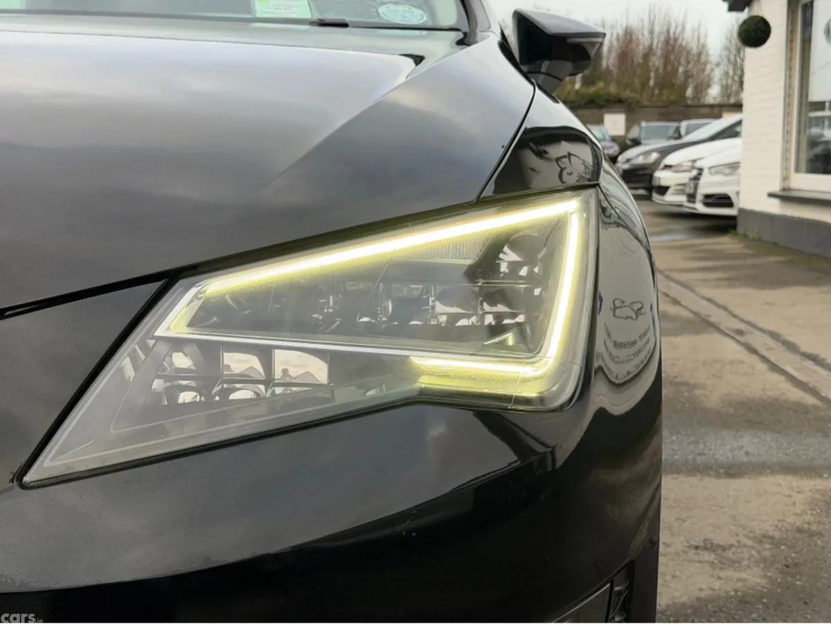 SEAT Leon Hatchback, Diesel, 2017, Black