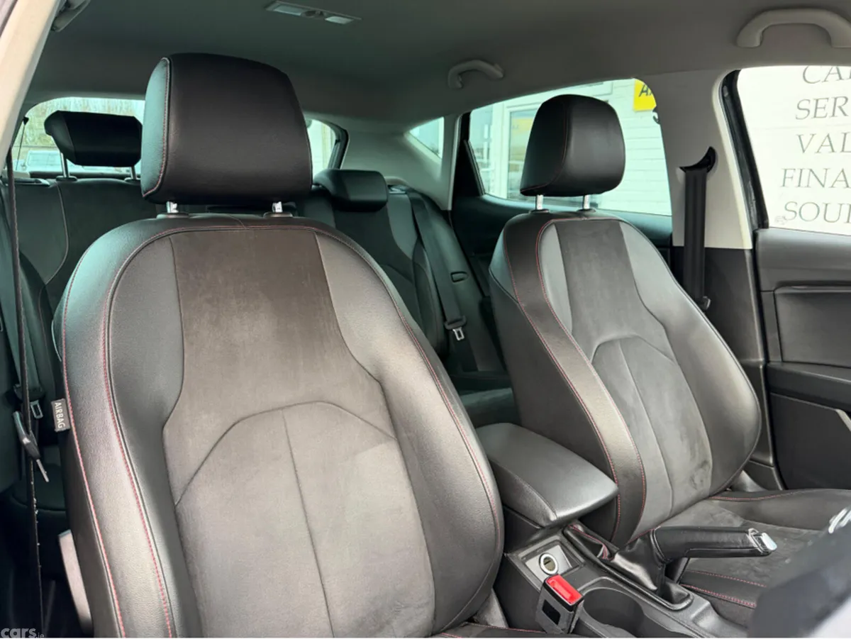 SEAT Leon Hatchback, Diesel, 2017, Black