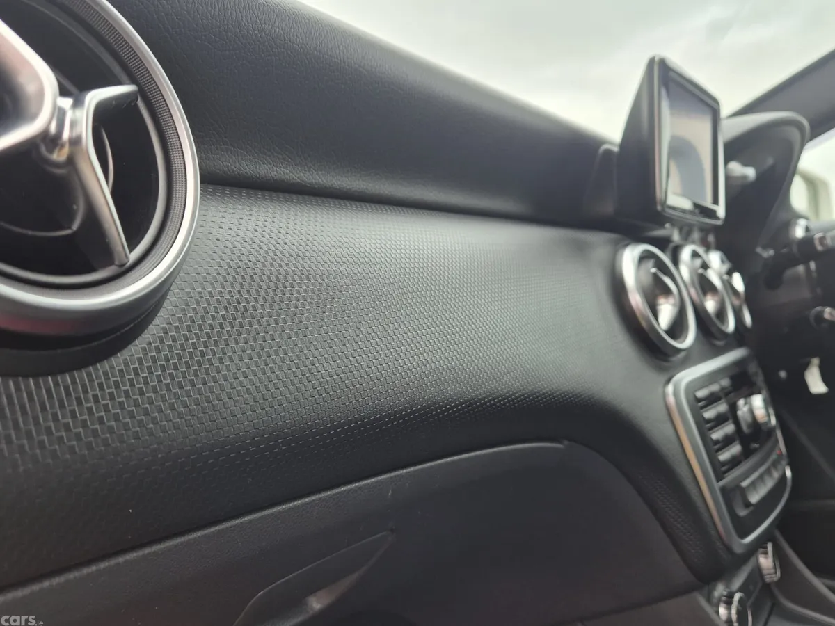 Mercedes-Benz A-Class Hatchback, Petrol, 2014, White