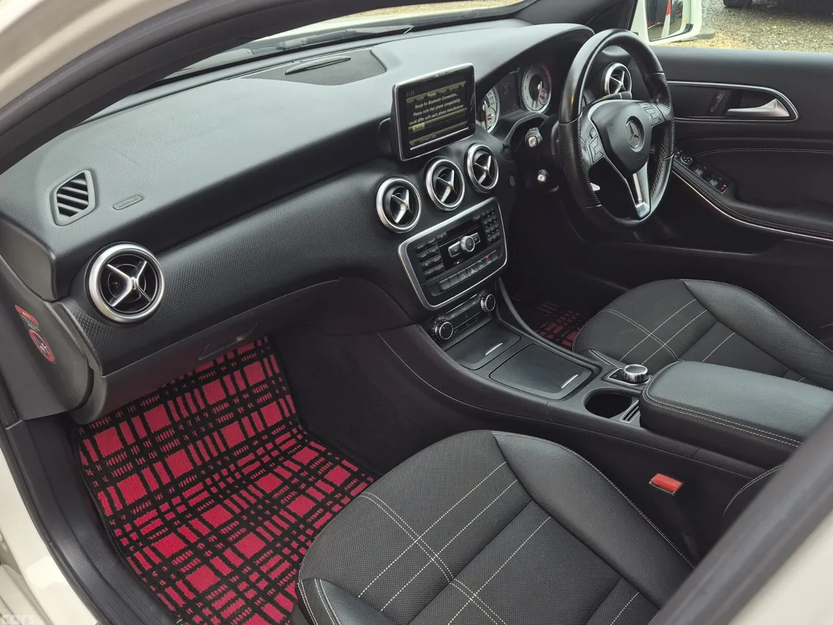 Mercedes-Benz A-Class Hatchback, Petrol, 2014, White