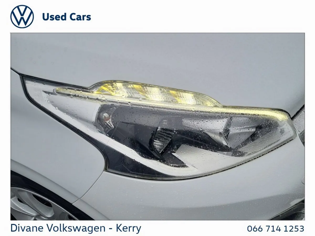 Peugeot 208 Hatchback, Diesel, 2016, White