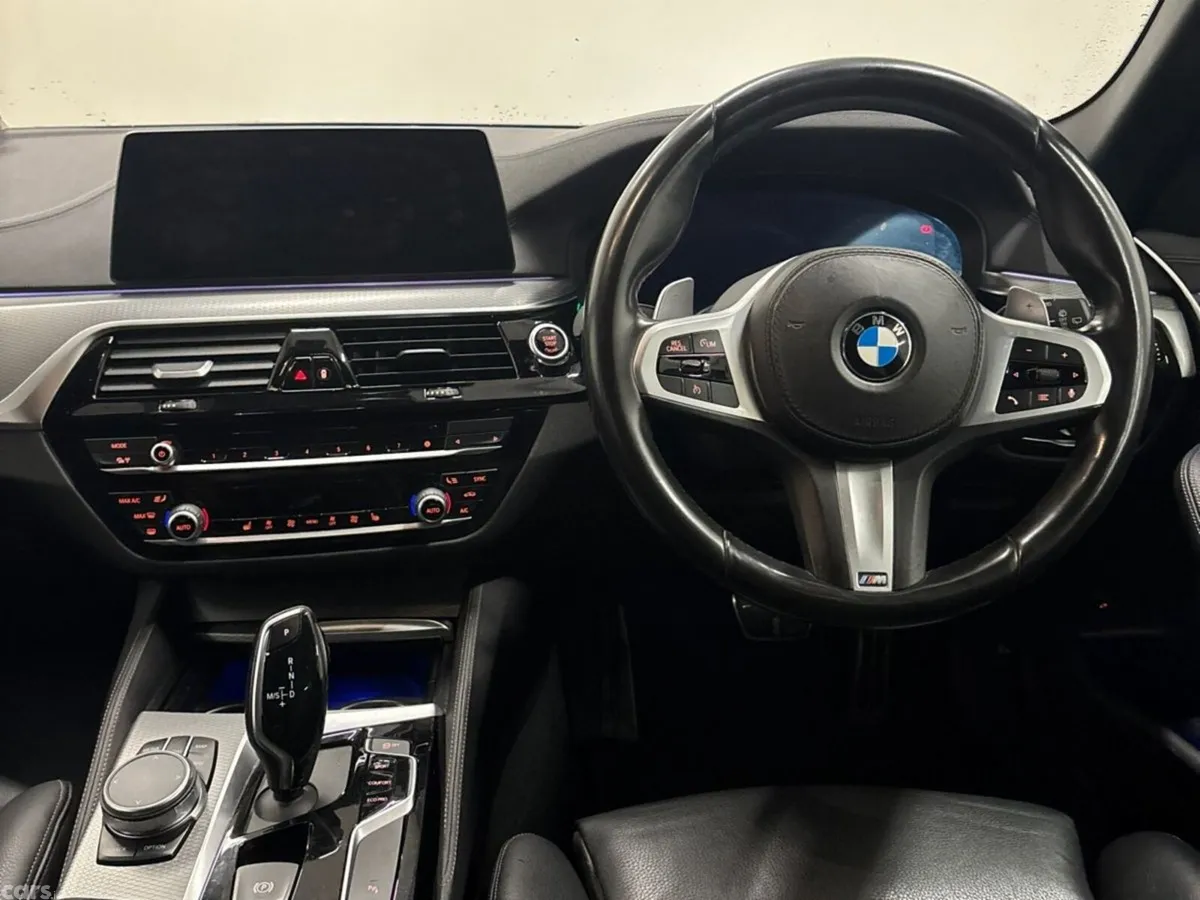BMW 5-Series Estate, Diesel, 2020, Blue