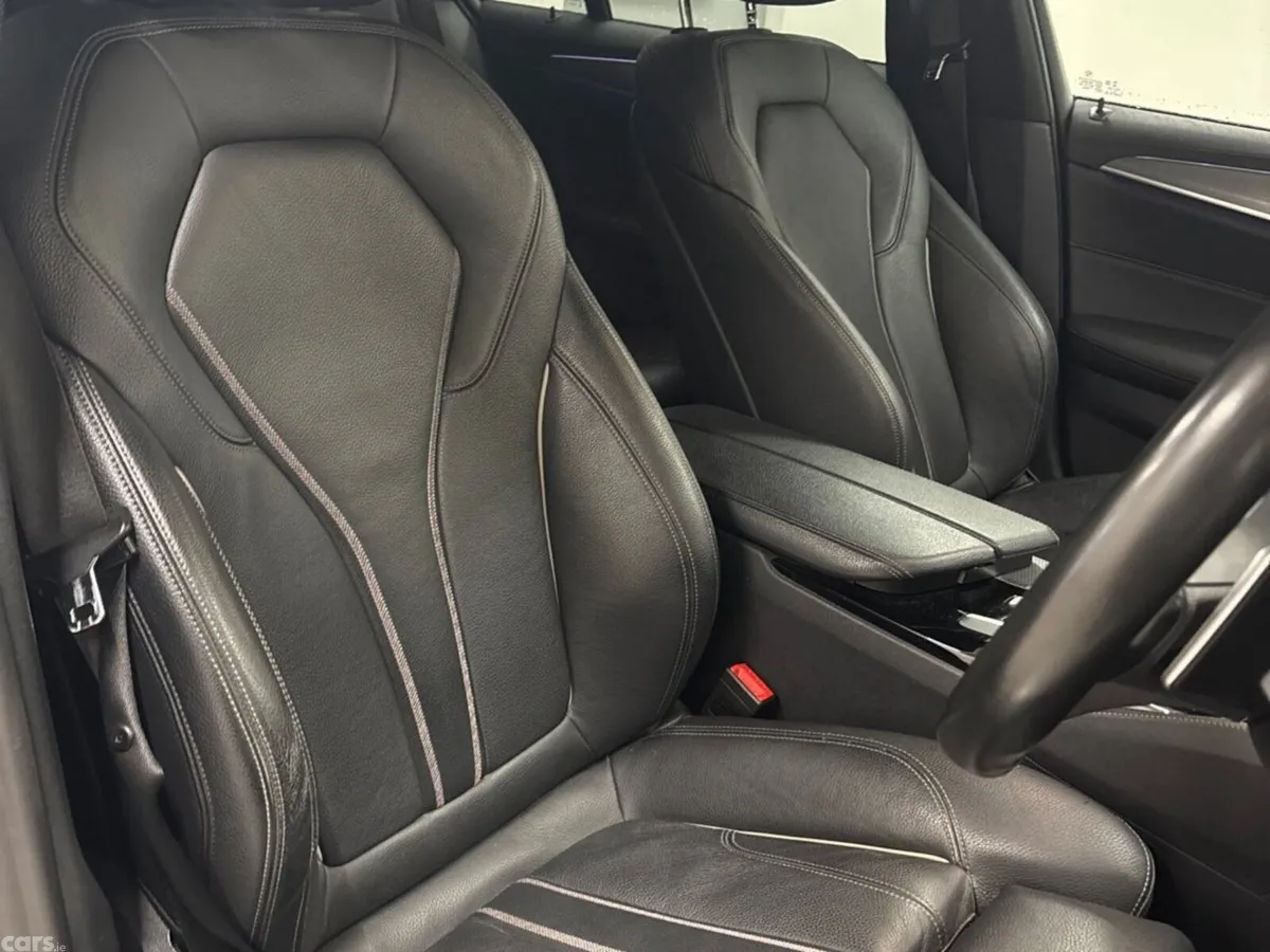 BMW 5-Series Estate, Diesel, 2020, Blue