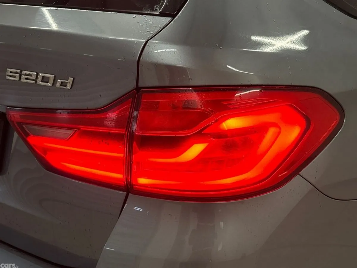 BMW 5-Series Estate, Diesel, 2020, Blue