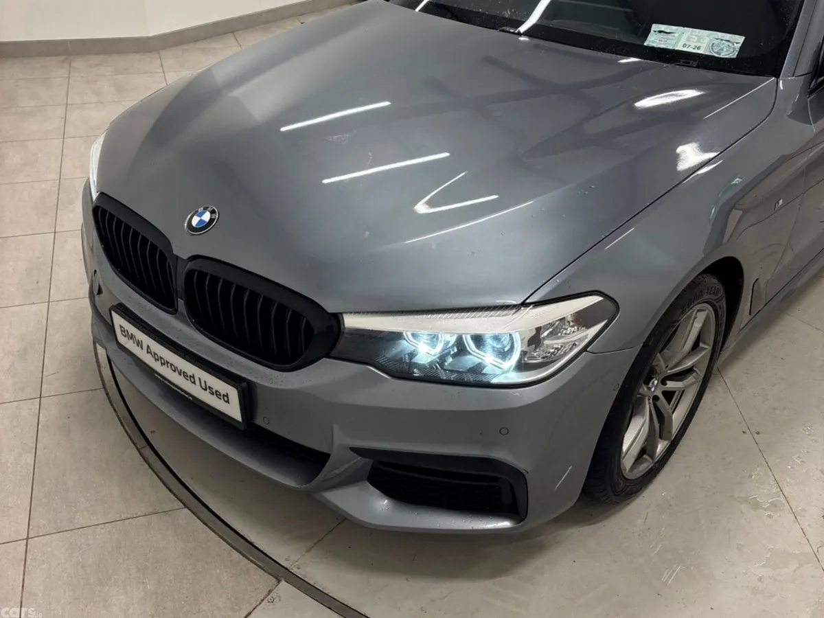 BMW 5-Series Estate, Diesel, 2020, Blue