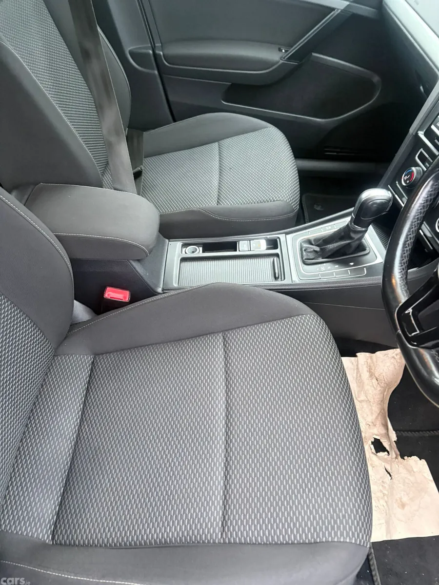 Volkswagen Golf Estate, Diesel, 2018, Grey