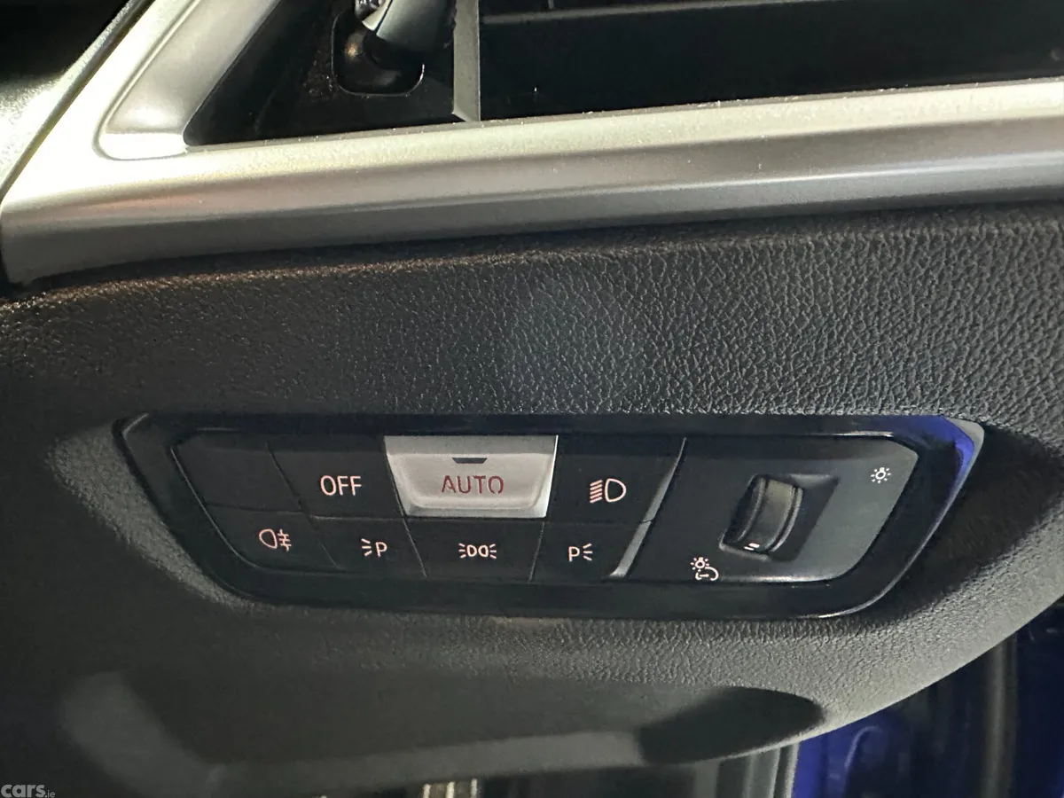 BMW 3-Series Saloon, Petrol Hybrid, 2025, Blue