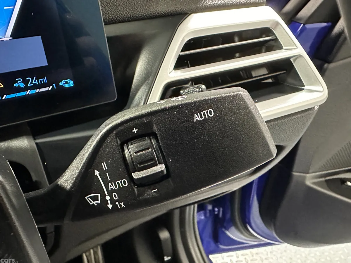 BMW 3-Series Saloon, Petrol Hybrid, 2025, Blue
