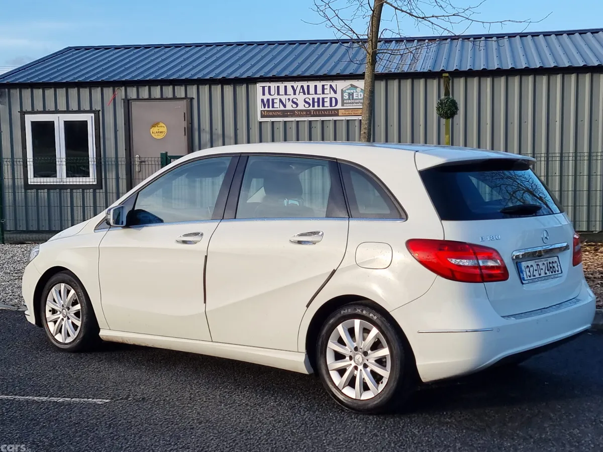 Mercedes-Benz B-Class MPV, Petrol, 2013, White