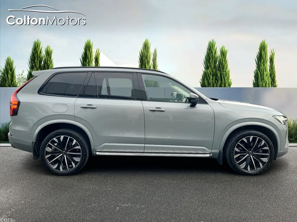 Volvo XC90 SUV, Petrol Plug-in Hybrid, 2025, Grey