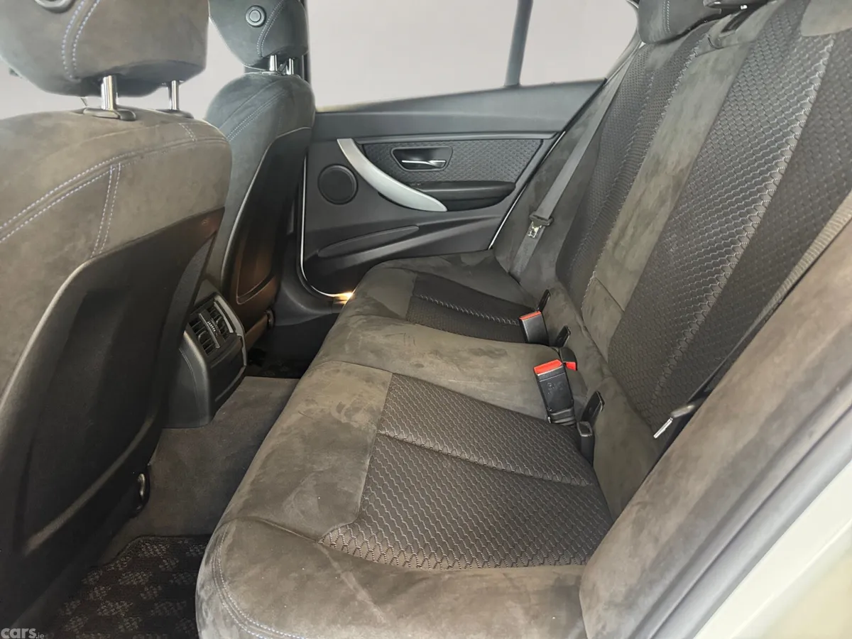 BMW 3-Series Saloon, Diesel, 2016, White