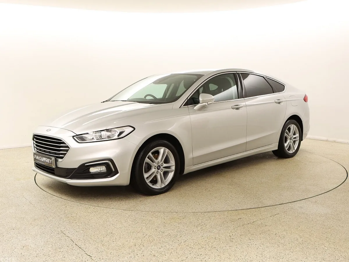 Ford Mondeo Hatchback, Diesel, 2020, Silver