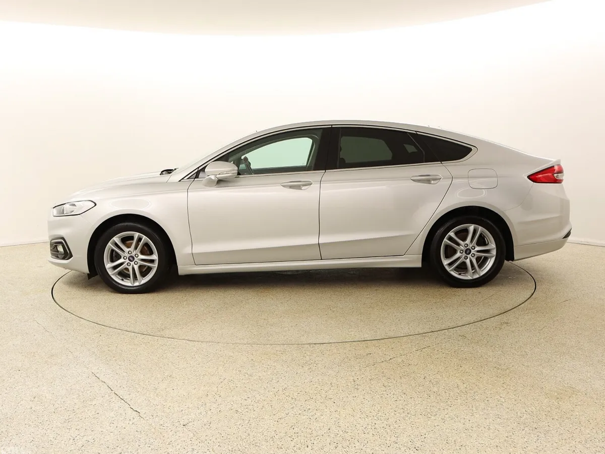 Ford Mondeo Hatchback, Diesel, 2020, Silver