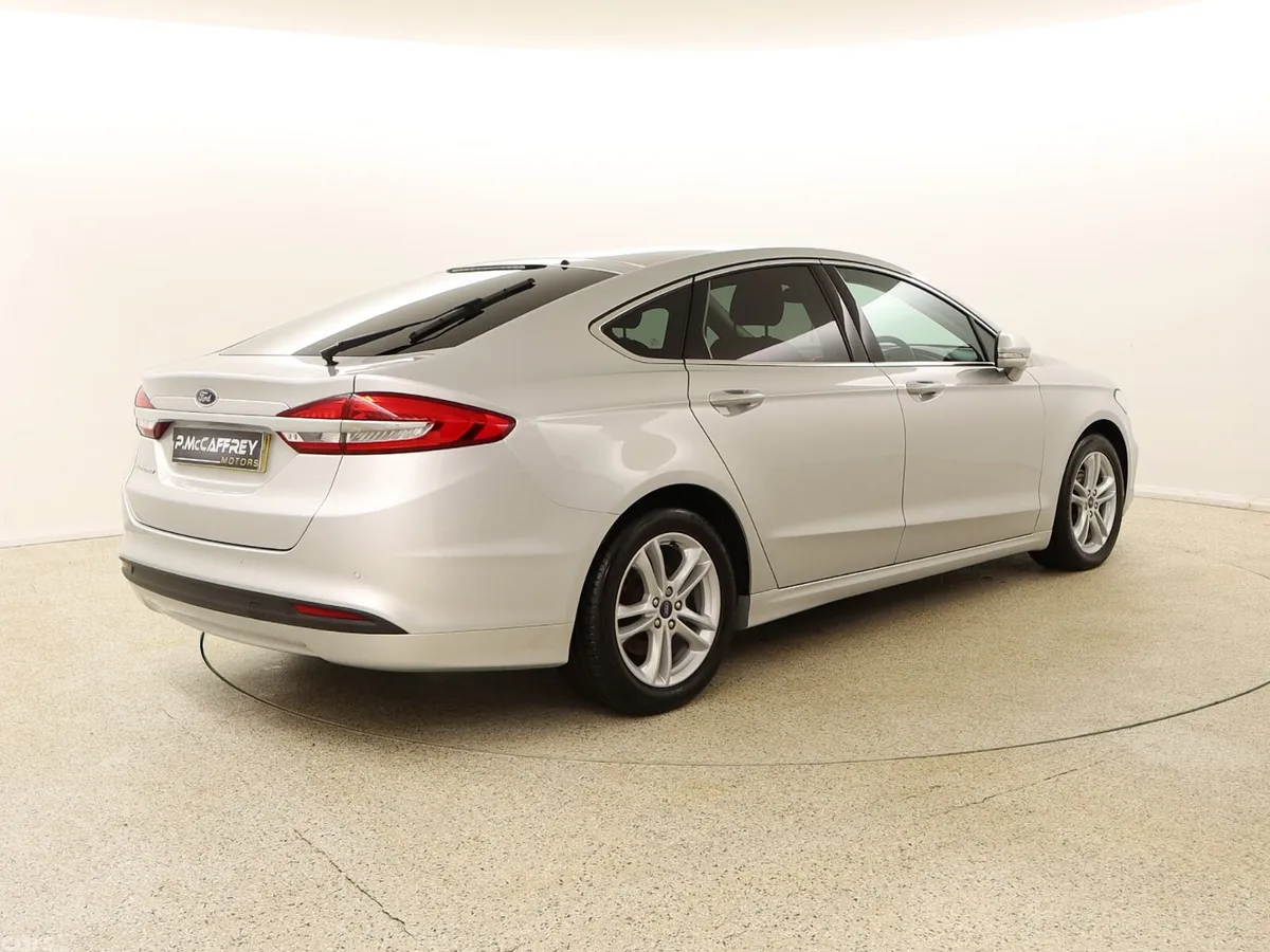 Ford Mondeo Hatchback, Diesel, 2020, Silver