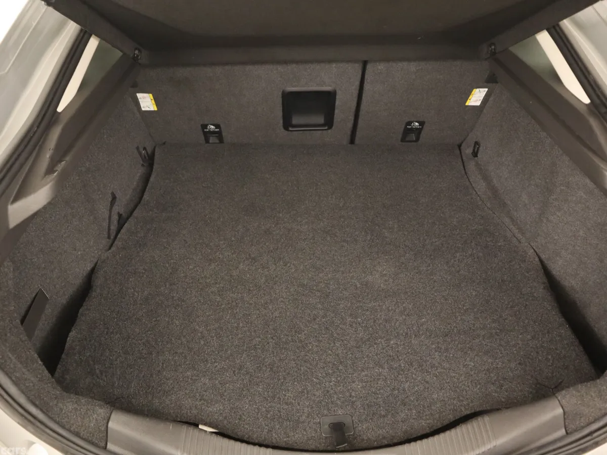 Ford Mondeo Hatchback, Diesel, 2020, Silver