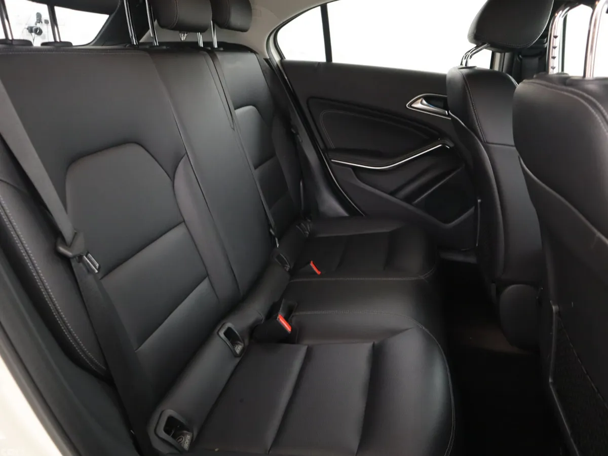 Mercedes-Benz A-Class Hatchback, Diesel, 2015, White