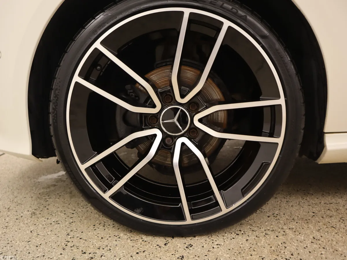 Mercedes-Benz A-Class Hatchback, Diesel, 2015, White