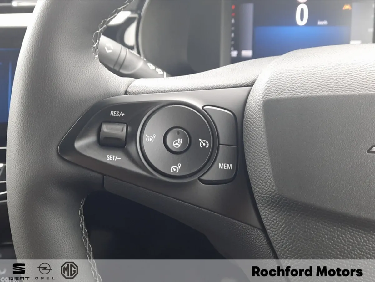 Opel Corsa Hatchback, Petrol, 2024, Blue