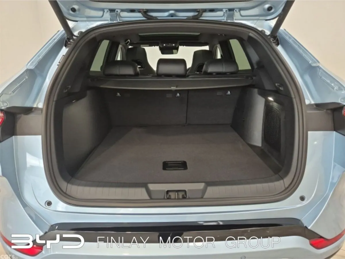BYD SEAL U SUV, Petrol Plug-in Hybrid, 2027, Blue