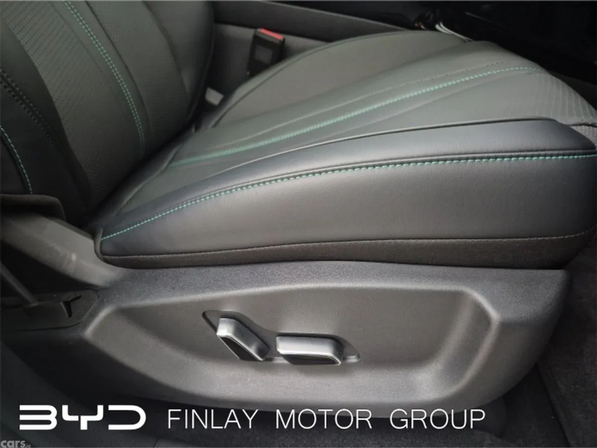 BYD SEAL U SUV, Petrol Plug-in Hybrid, 2027, Blue