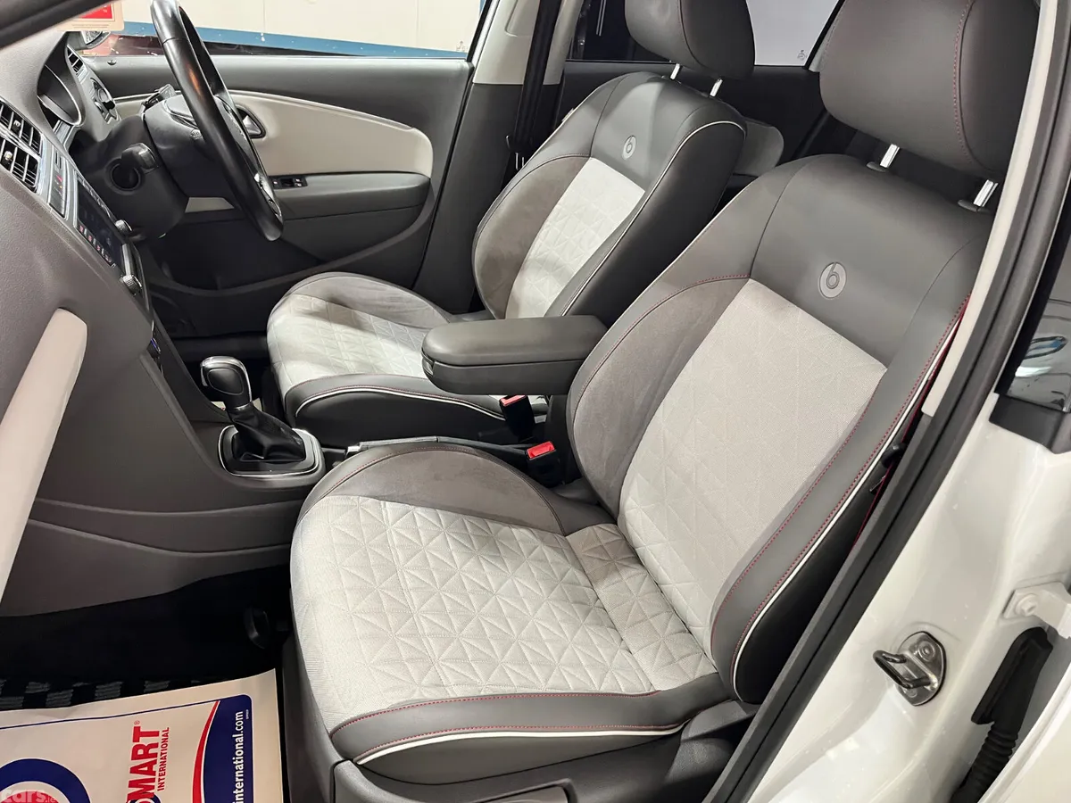 Volkswagen Polo Hatchback, Petrol, 2017, Red