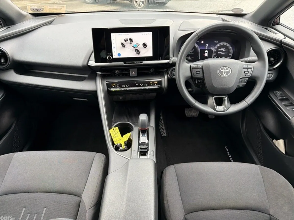 Toyota C-HR SUV, Petrol Hybrid, 2024, Purple