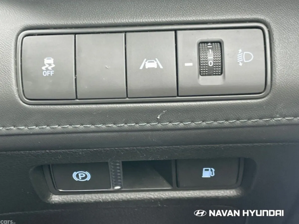 Hyundai Santa Fe SUV, Petrol Plug-in Hybrid, 2021, Grey