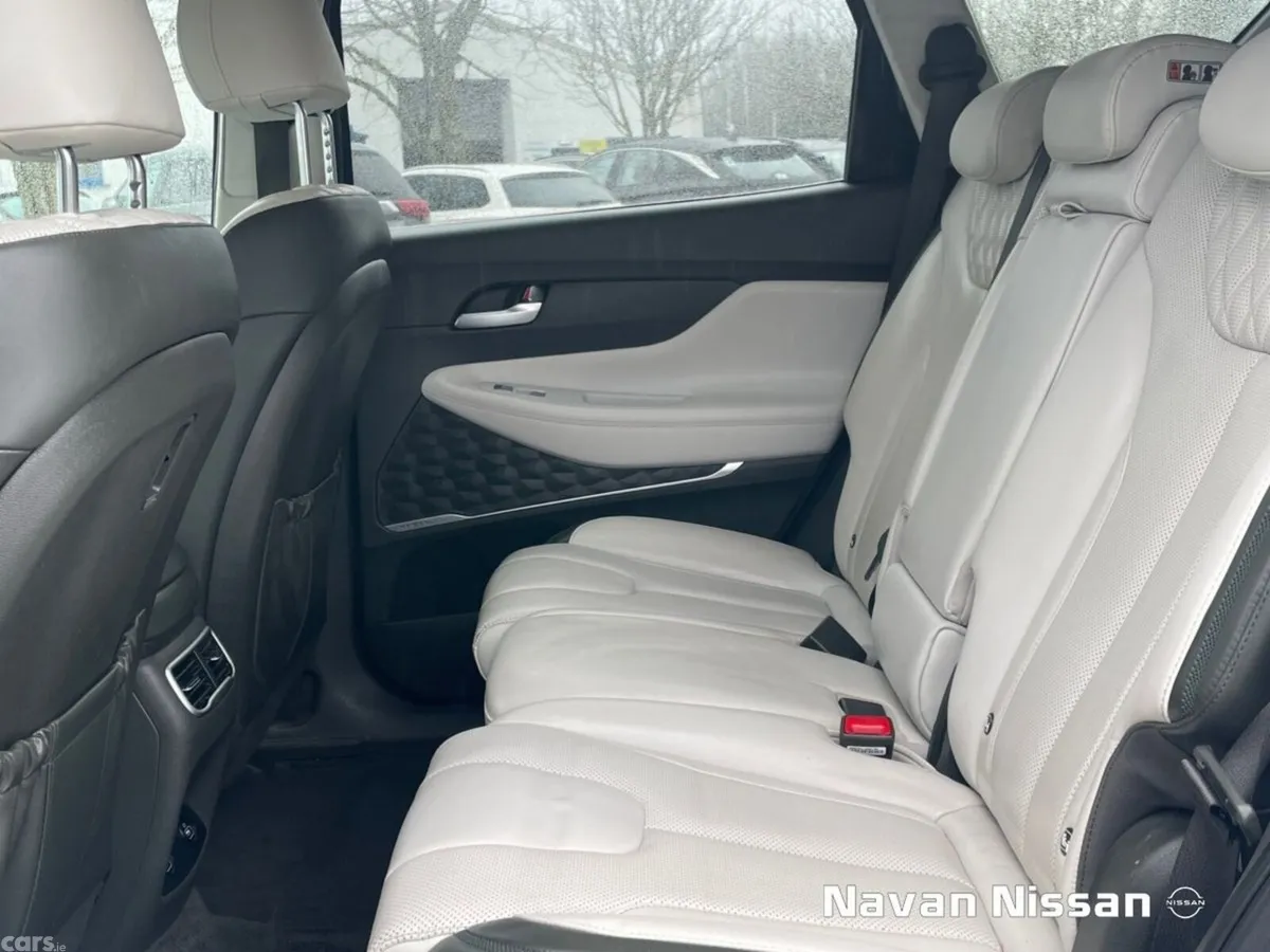 Hyundai Santa Fe SUV, Petrol Plug-in Hybrid, 2021, Grey