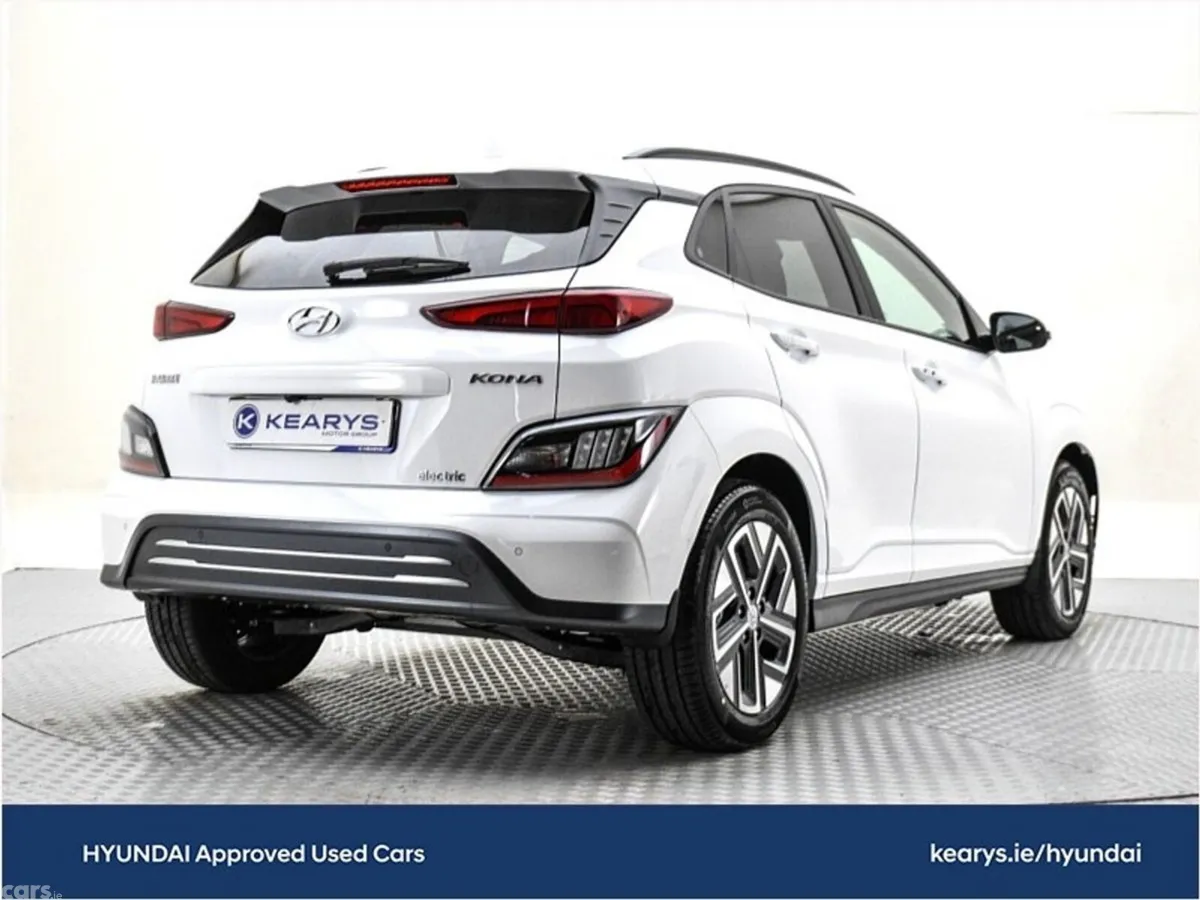 Hyundai KONA SUV, Electric, 2023, White