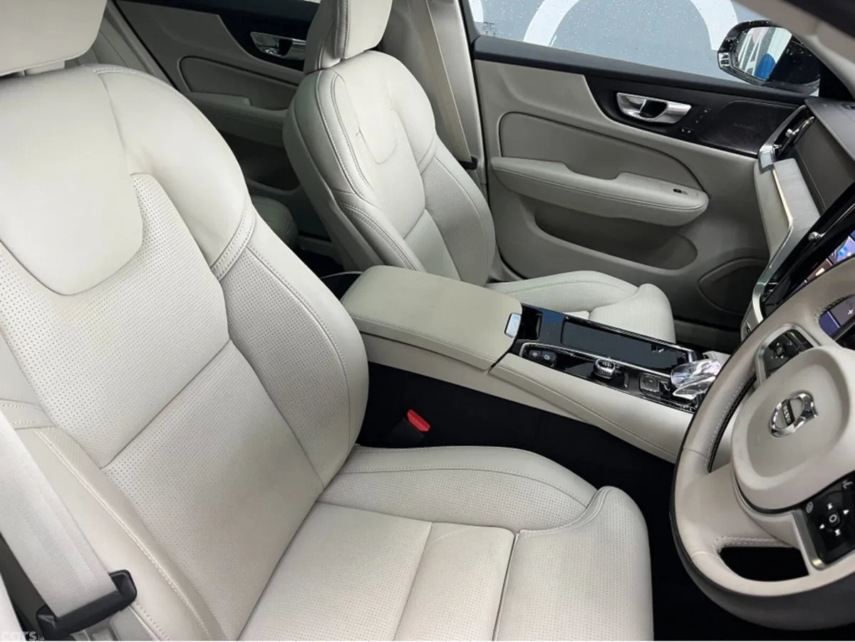 Volvo V60 Estate, Petrol Plug-in Hybrid, 2024, White