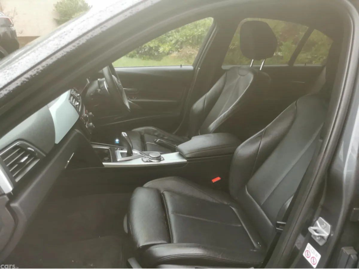 BMW 3-Series Saloon, Petrol Plug-in Hybrid, 2017, Grey